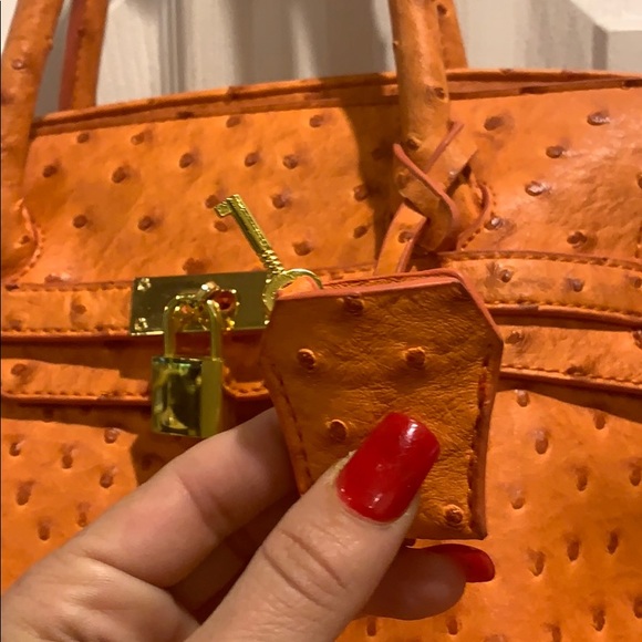 EUC Large Crocodile Print Orange Tote/Cross Body. - Picture 2 of 7